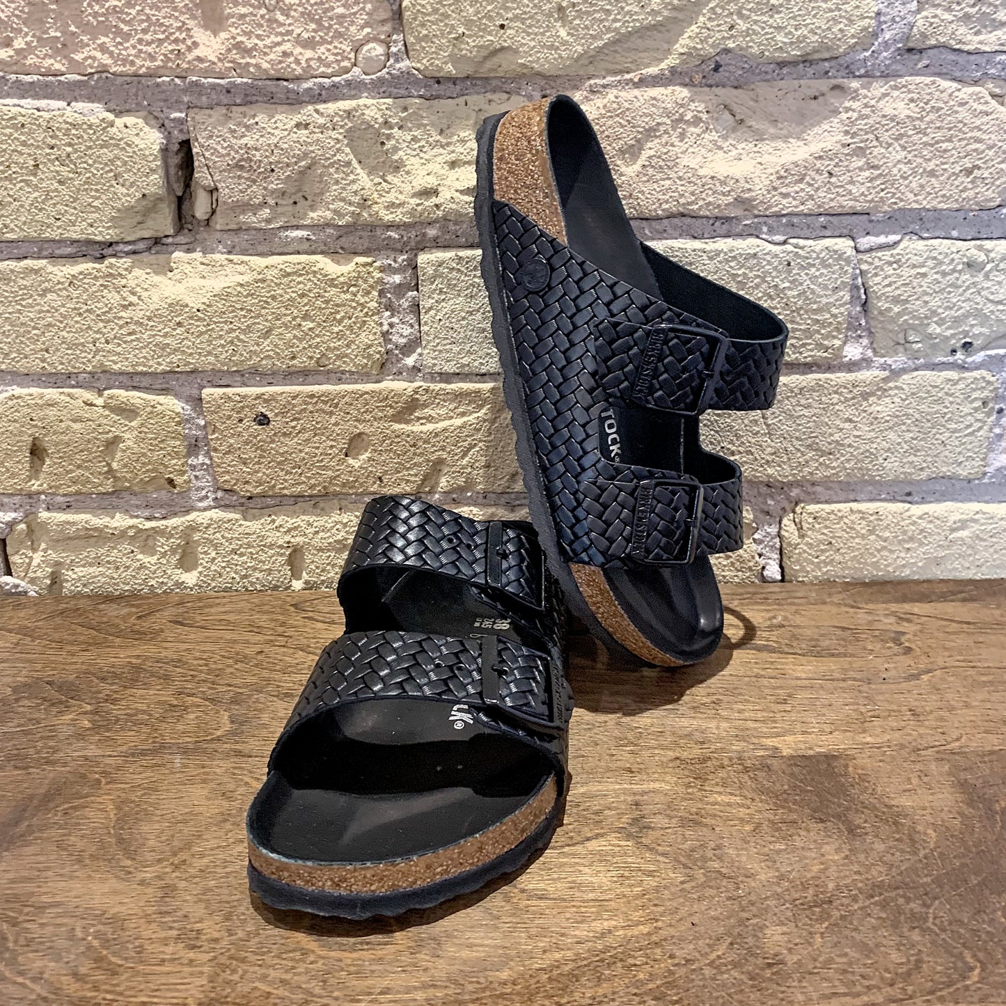 Arizona Woven Embossed Black Leather - shoostore