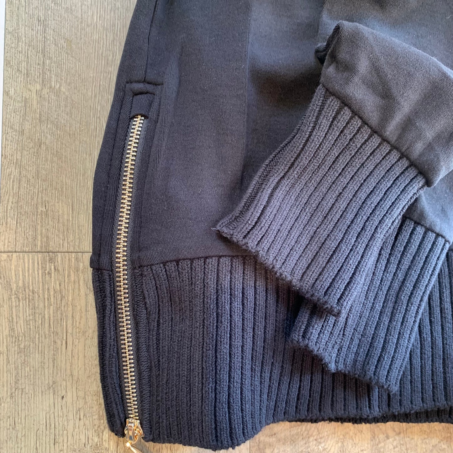 Z Supply Sable Rib Sweatshirt in Black