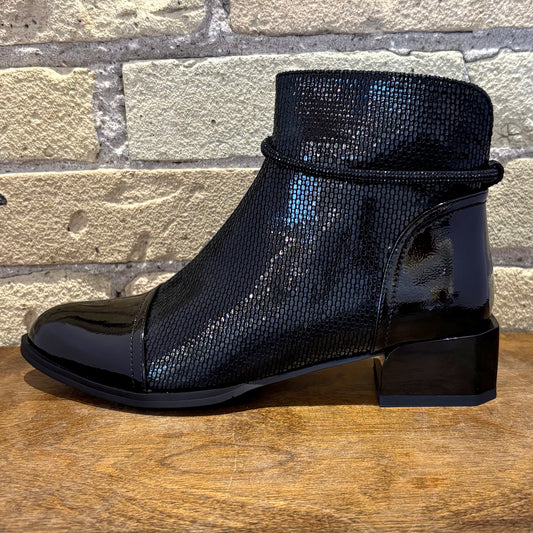 Azura SHELBI Boots