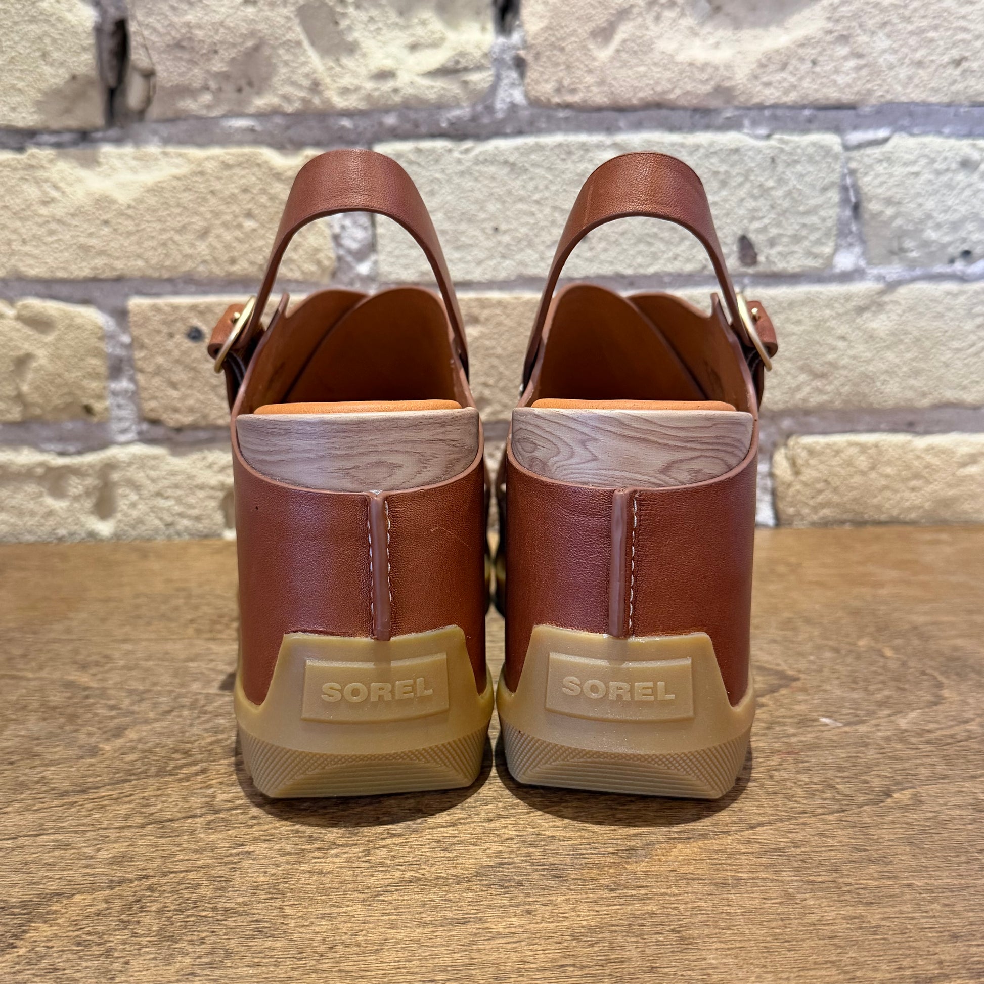 Roam'n™ Rise Heel Sandal Iced Tea/Gum - shoostore