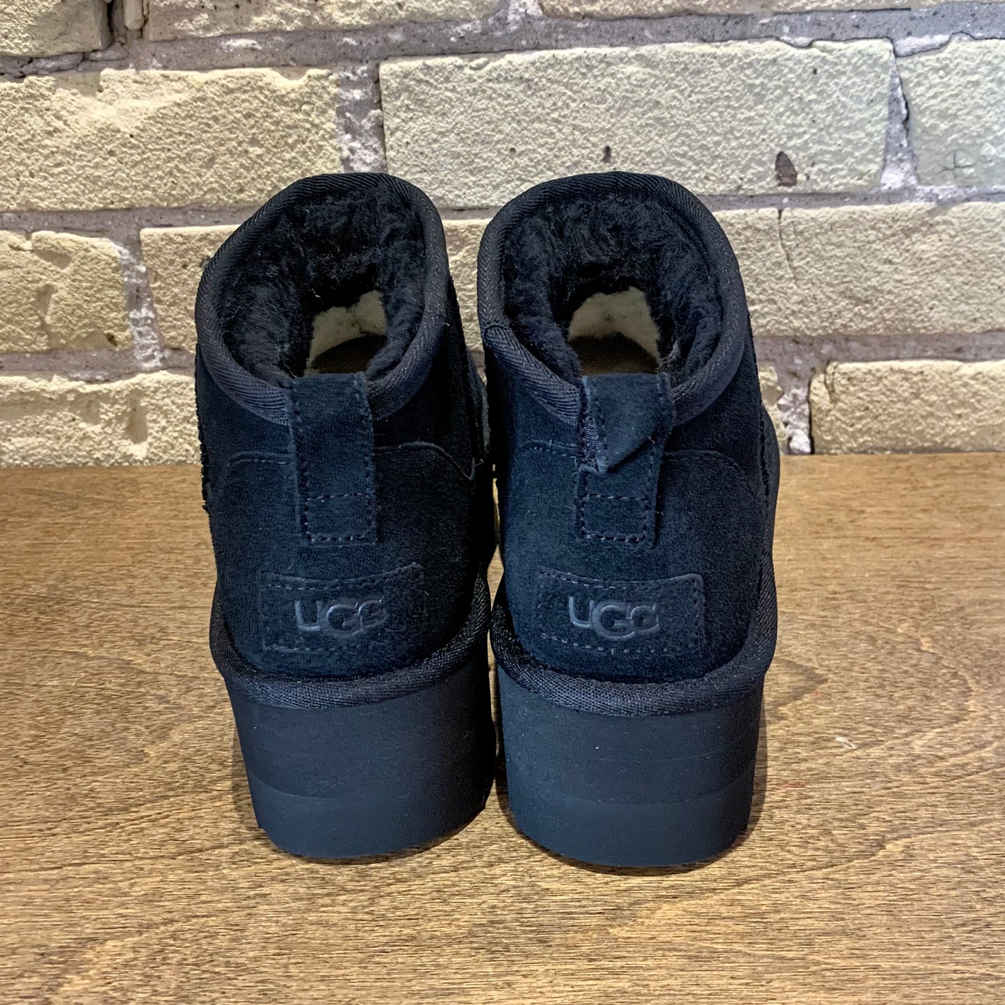 UGG Women's Classic Ultra Mini Platform