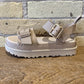 UGG Goldenstar Villa - shoostore