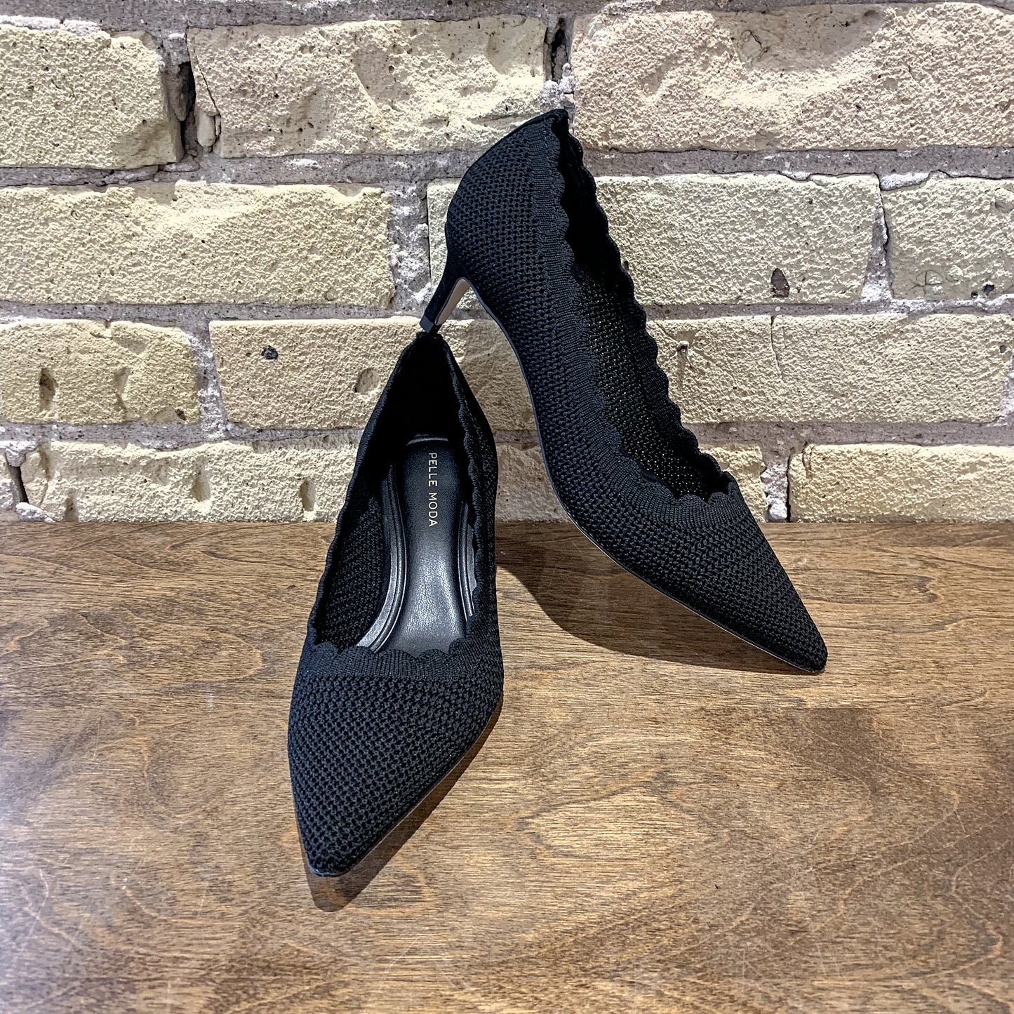 Pelle Moda Abell