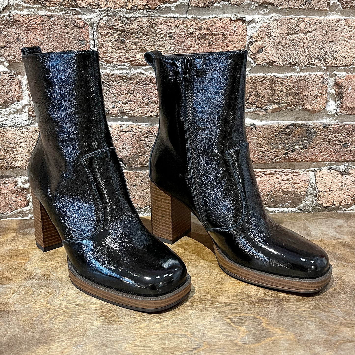 NeroGiardini 1205063D-100 Black Patent Leather Boot