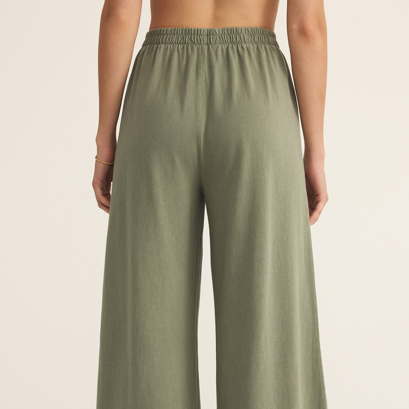 Z Supply Scout Jersey Crop Flair Pant Avocado - shoostore