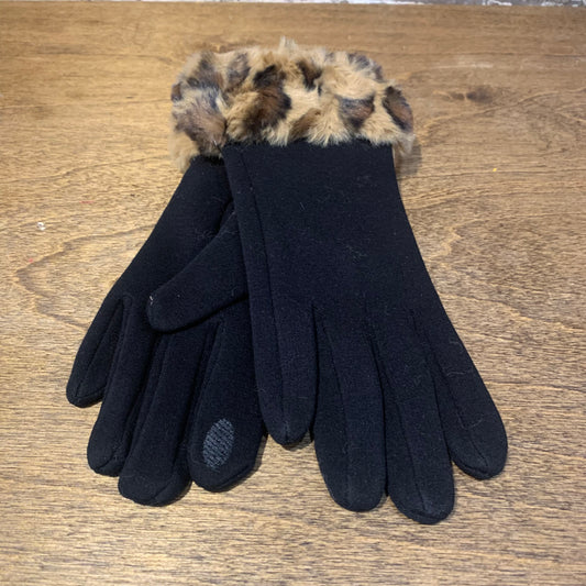 Faux Fur Leopard Cuff Gloves