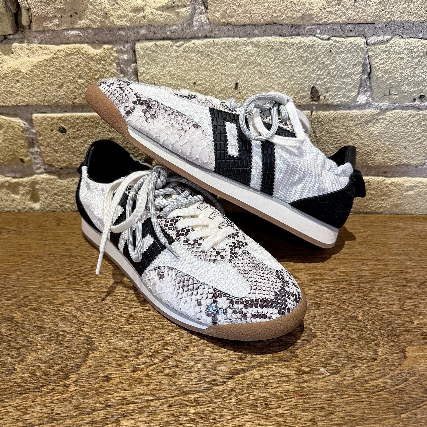 BACK 70 Rocket White/Stone - shoostore