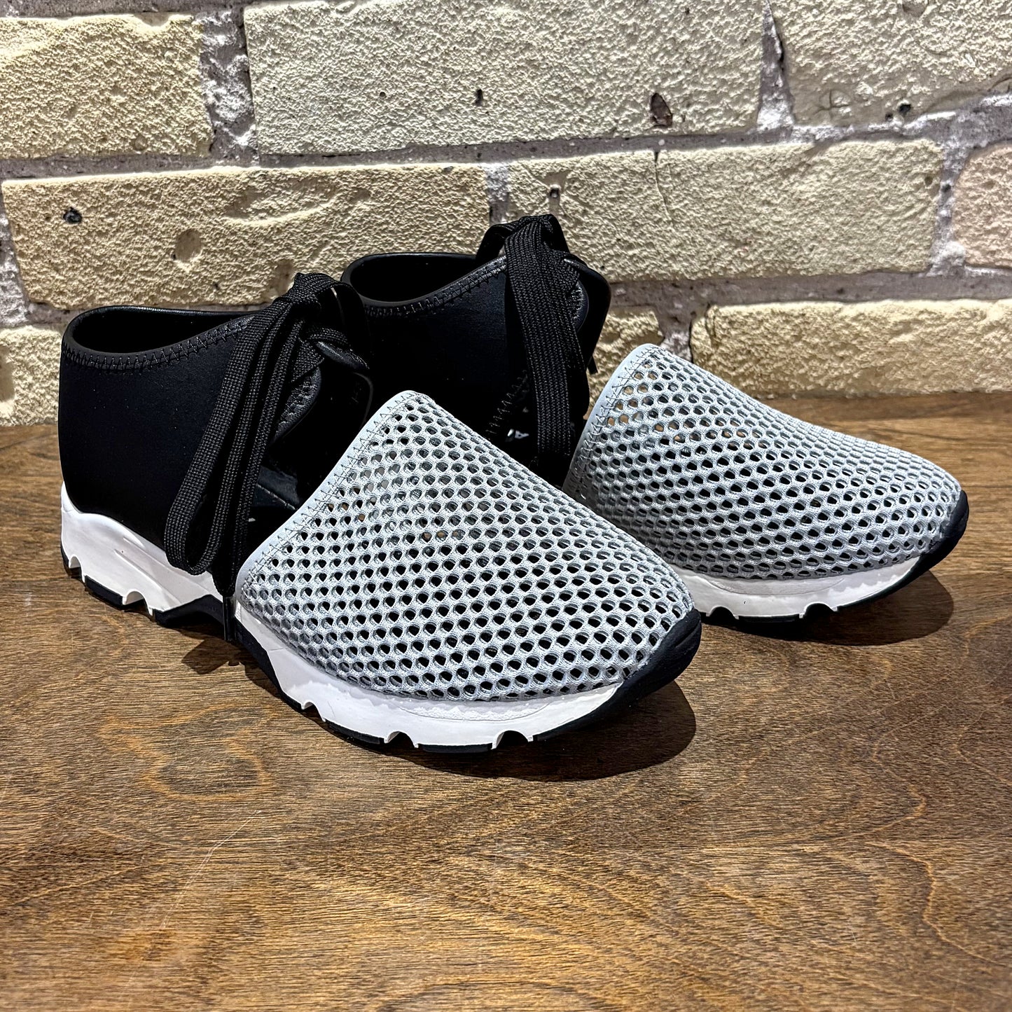 ALL BLACK Amazing Mesh Grey