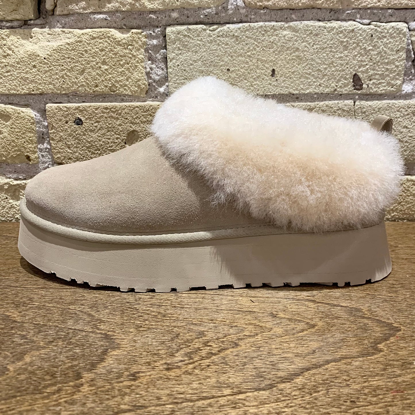 UGG Women's Tazzelle