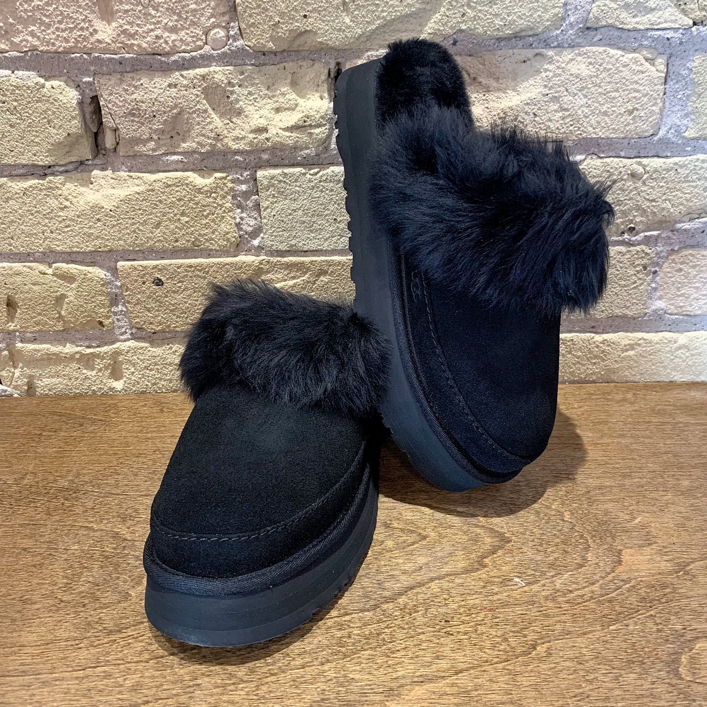 UGG Women's Disquette Chalet