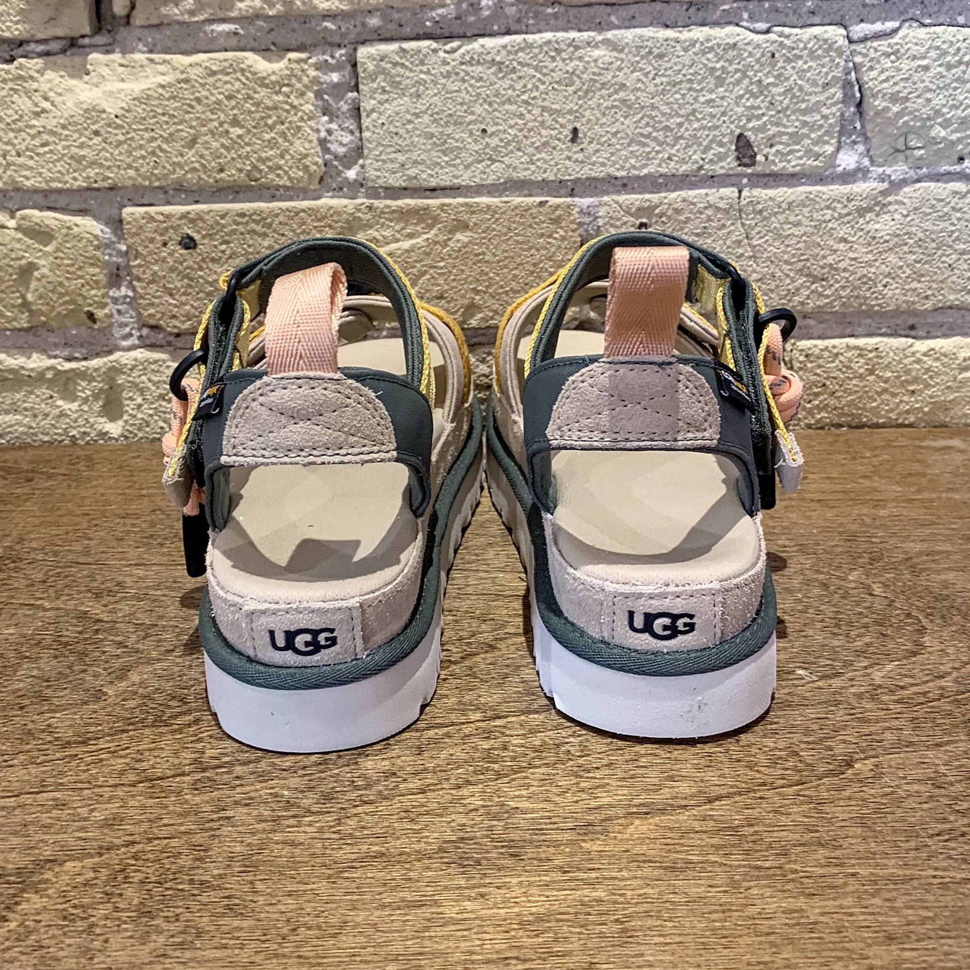 UGG Goldenstar Wildwood - shoostore