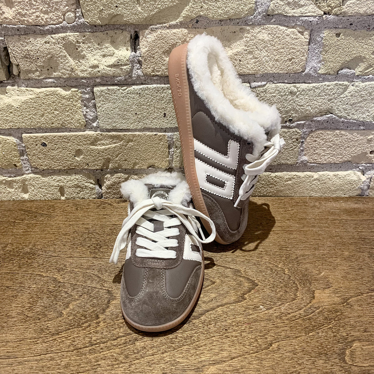 BACK 70 Easter FL Taupe Butter