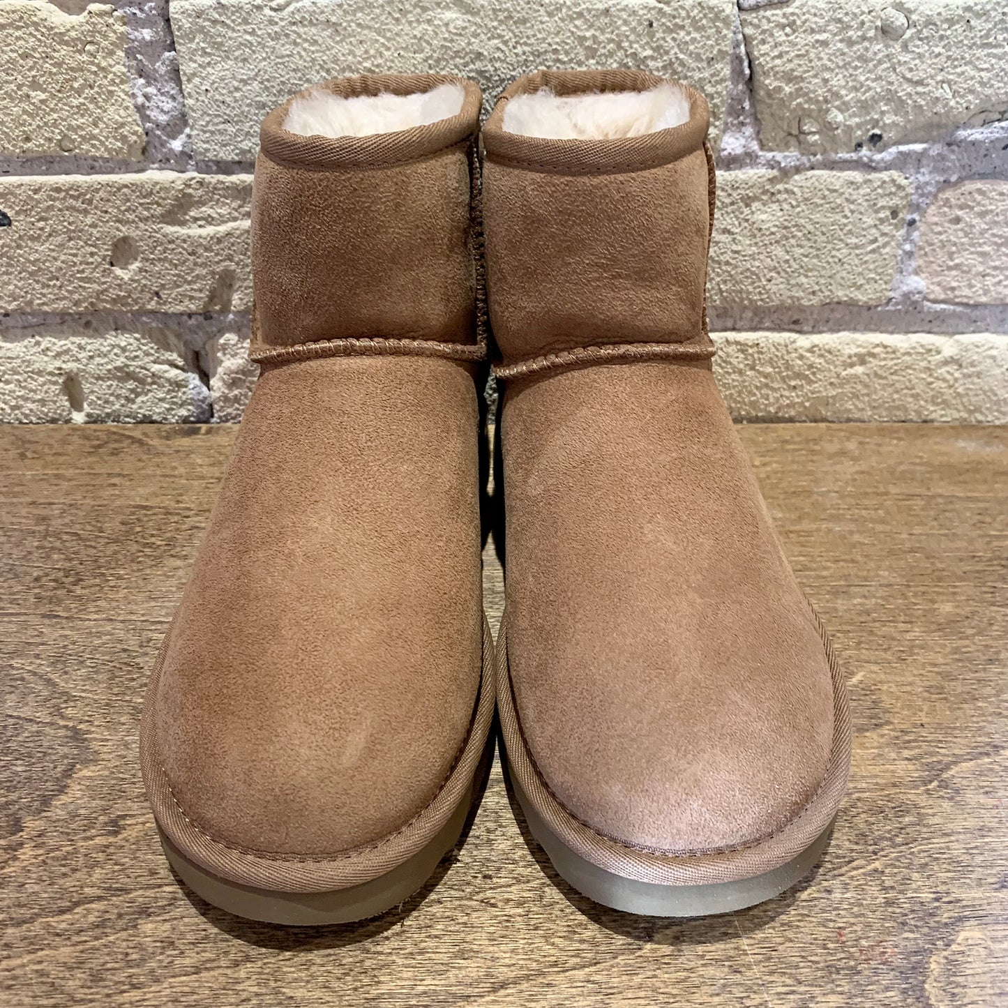 UGG Women's Classic Mini II