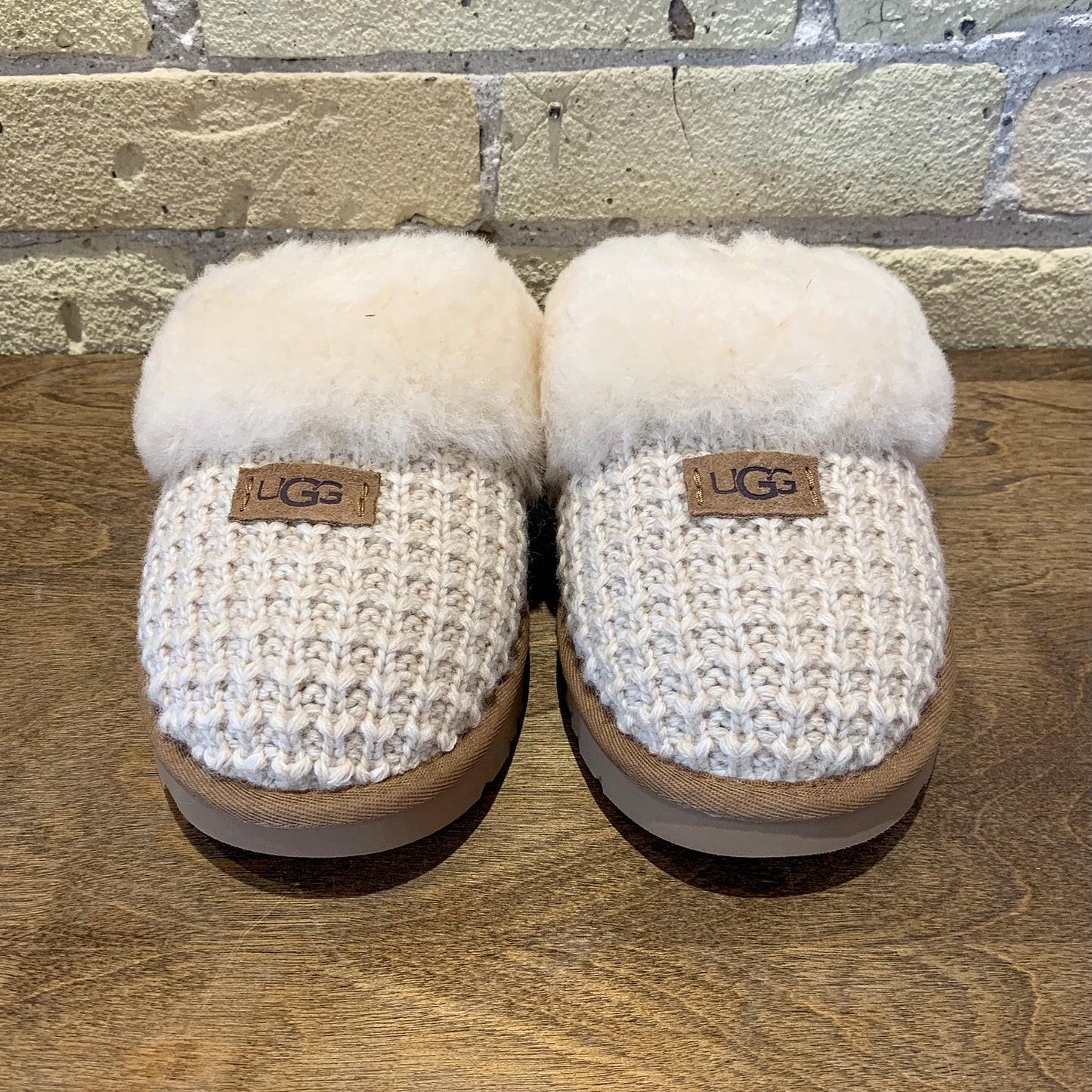 UGG Women's Cozy Slipper