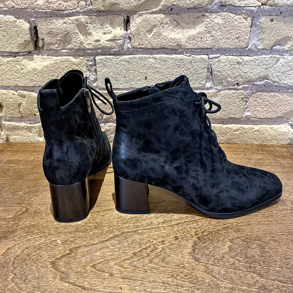 Azura Lacemeup