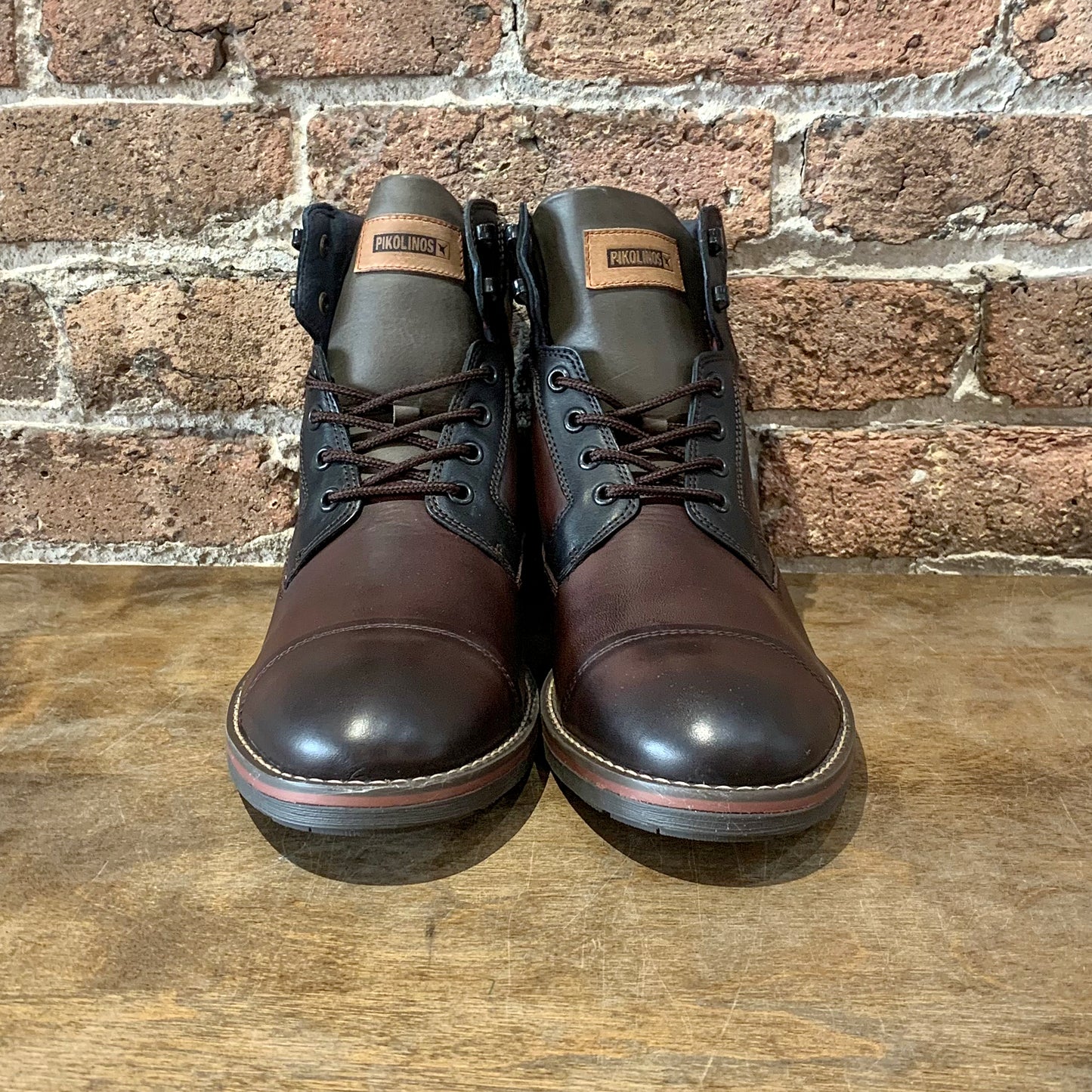 Pikolinos York Lace Up Boot Olmo