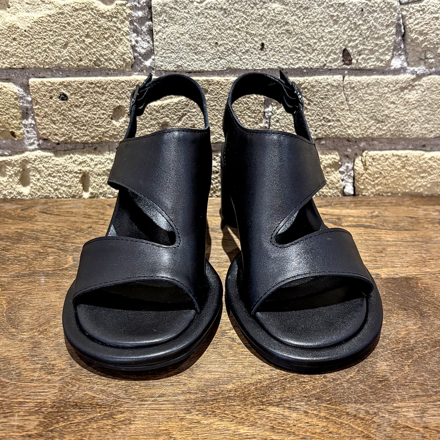 ALL BLACK Phantom Cylinder Heel