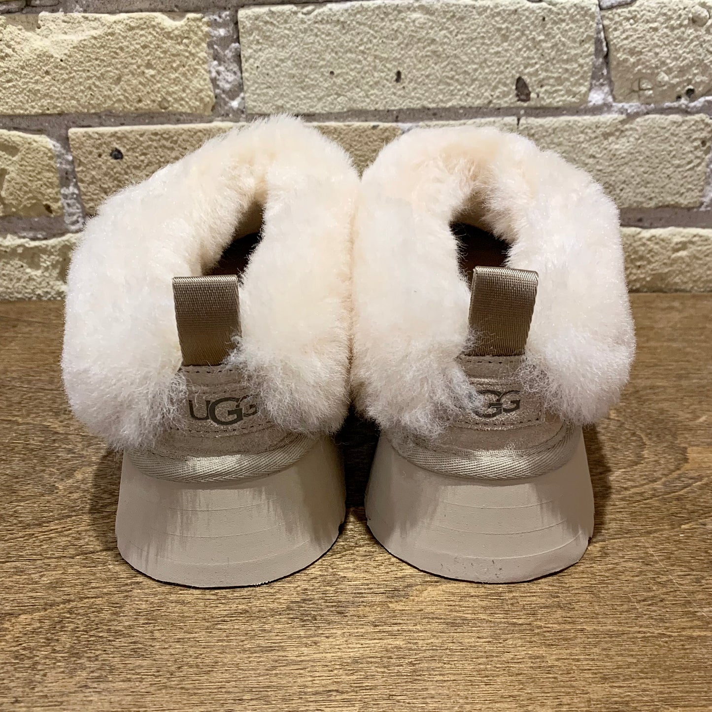 UGG Women's Tazzelle