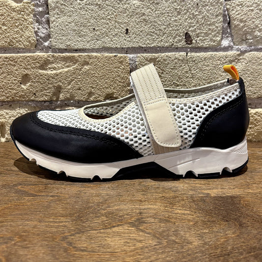 ALL BLACK MJ Mesh Sneak Beige