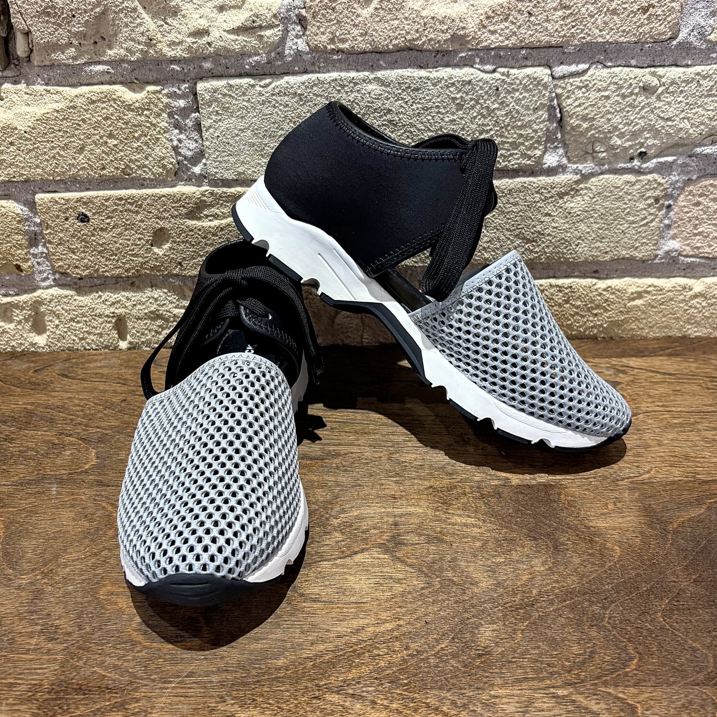 ALL BLACK Amazing Mesh Grey