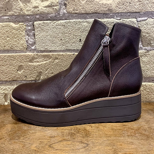 Silent D Nene New Chocolate Leather
