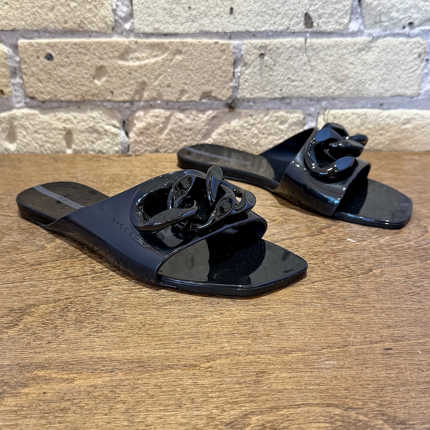 Voices Avolto Corrente Black - shoostore