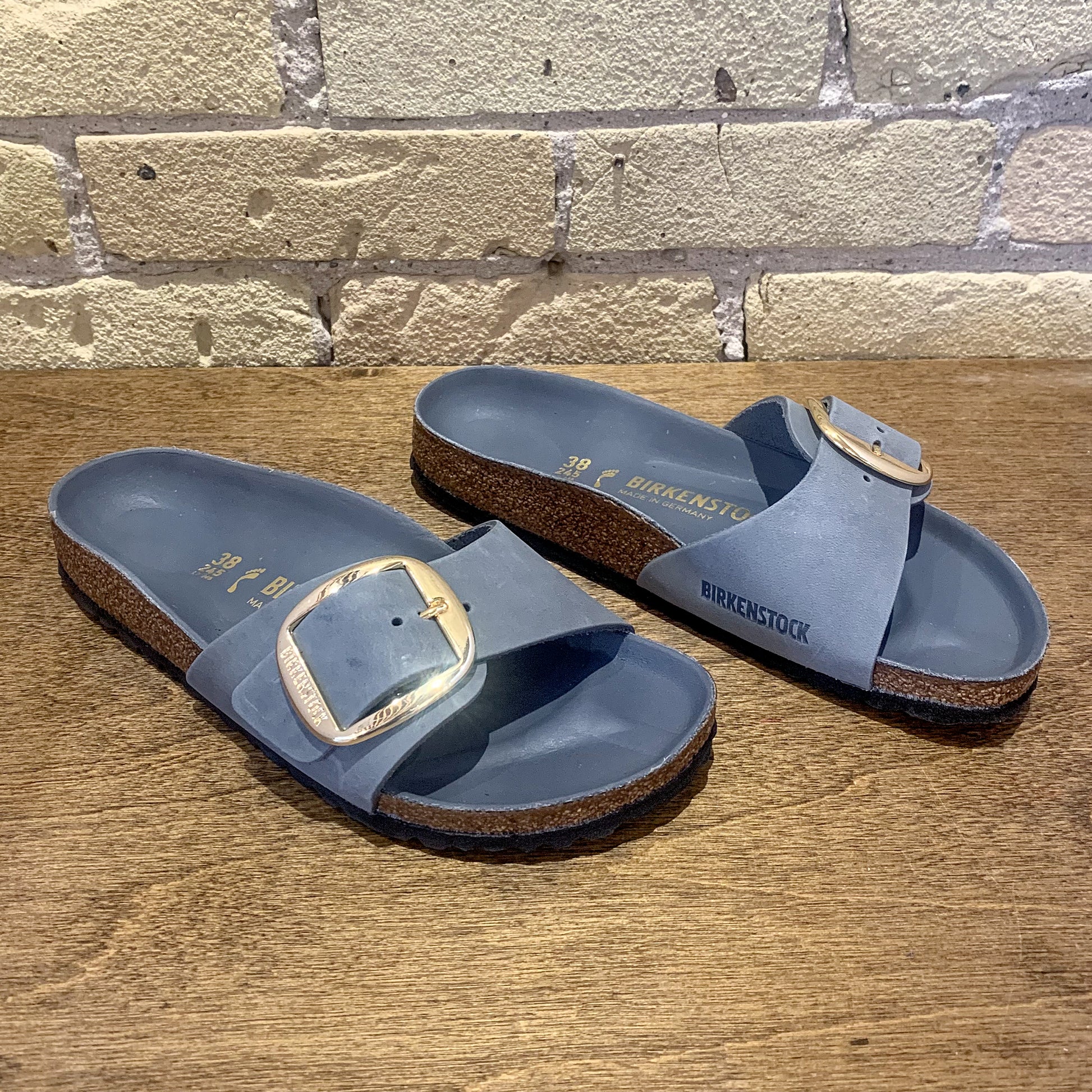 Madrid Big Buckle Basalt Grey - shoostore