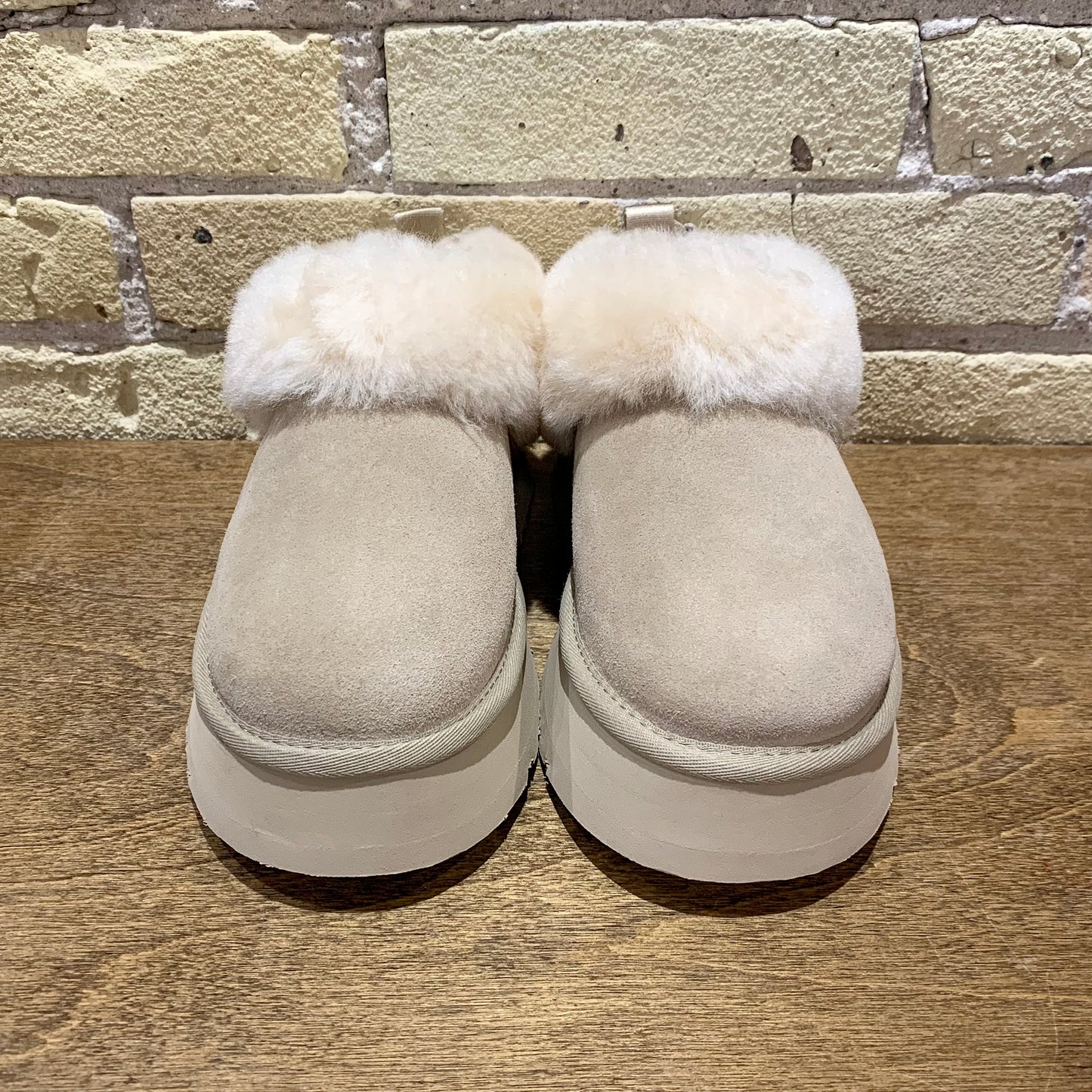 UGG Women's Tazzelle