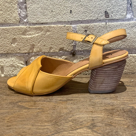 Miz Mooz Attie - shoostore