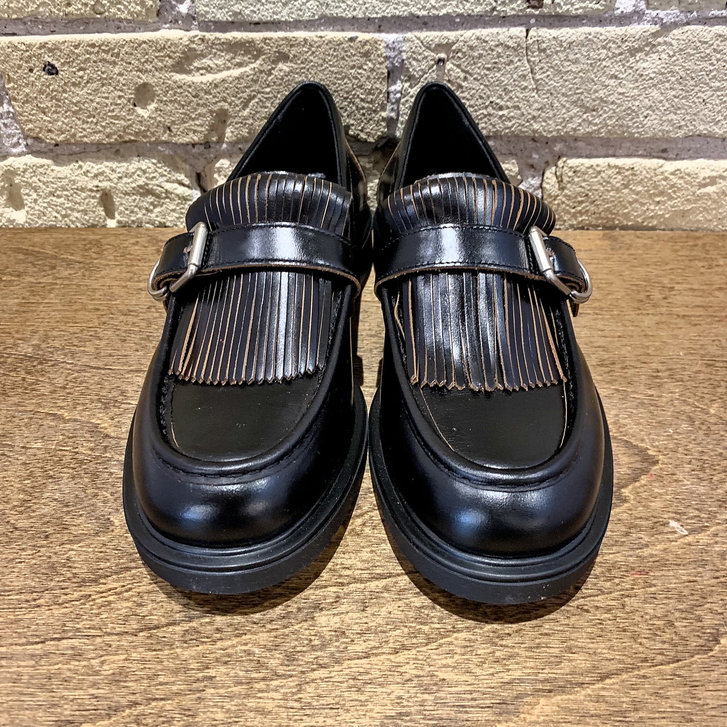 Vagabond Freya Kiltie Loafer
