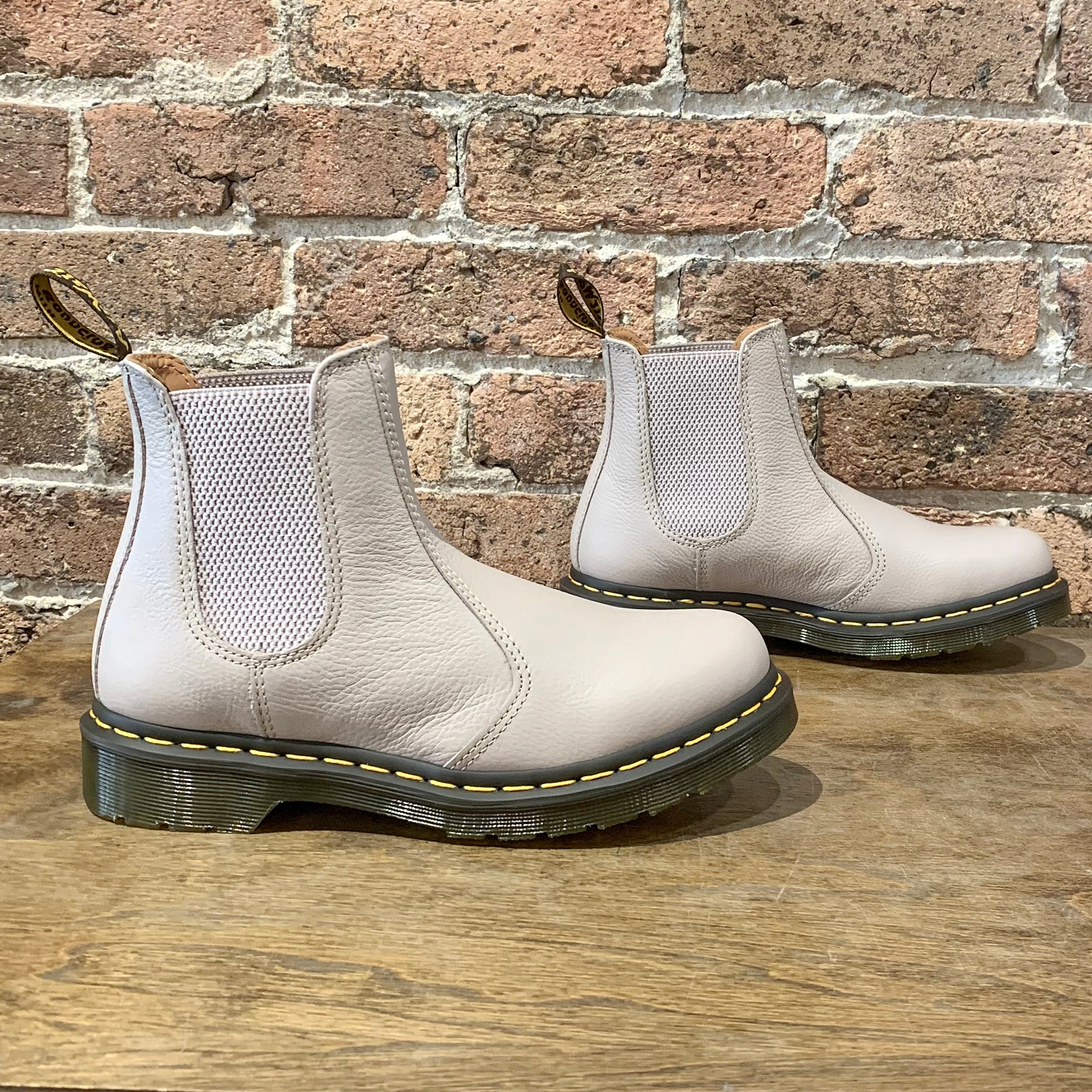 2976 Vintage Taupe Chelsea Boot