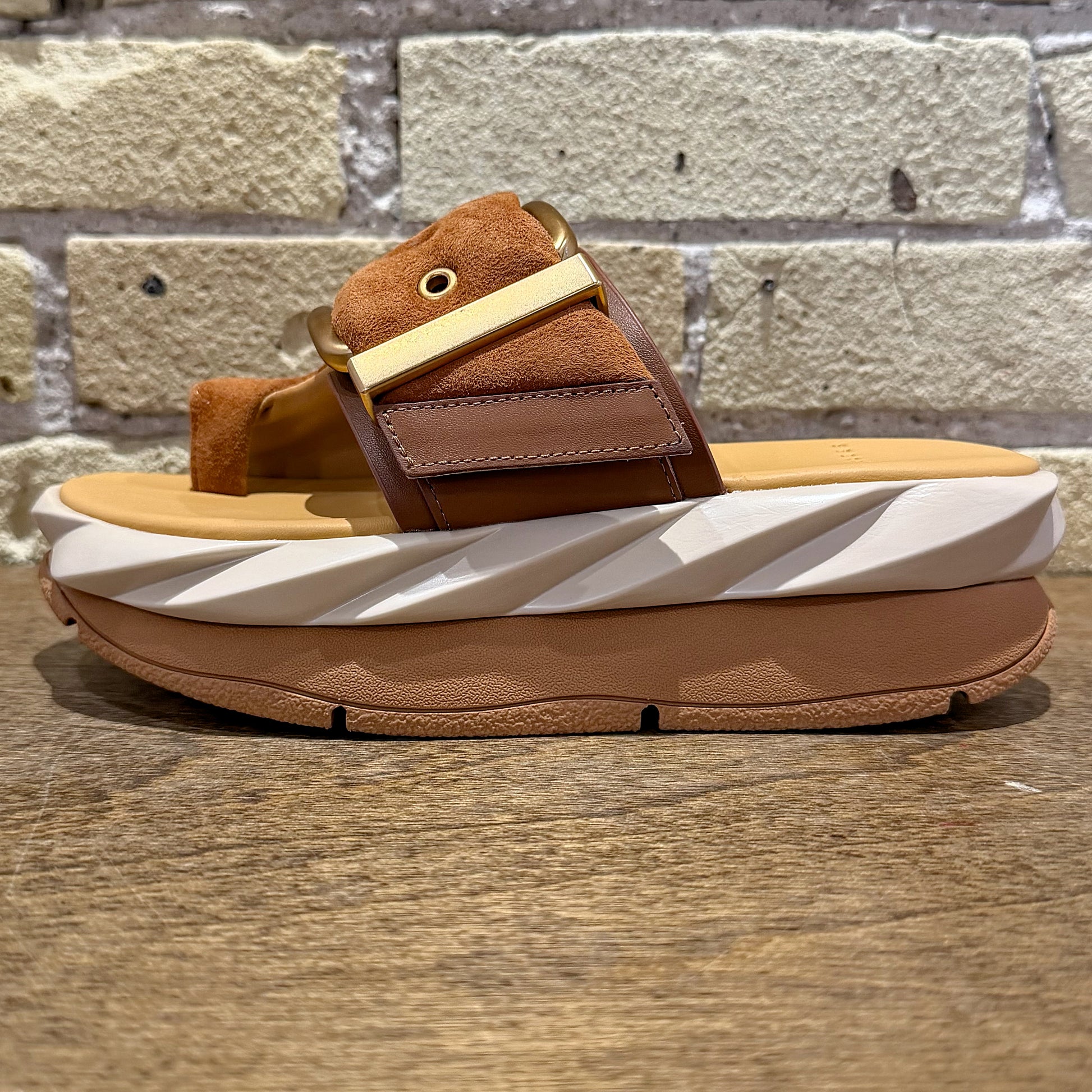 Mellow Glow Soft Brown - shoostore