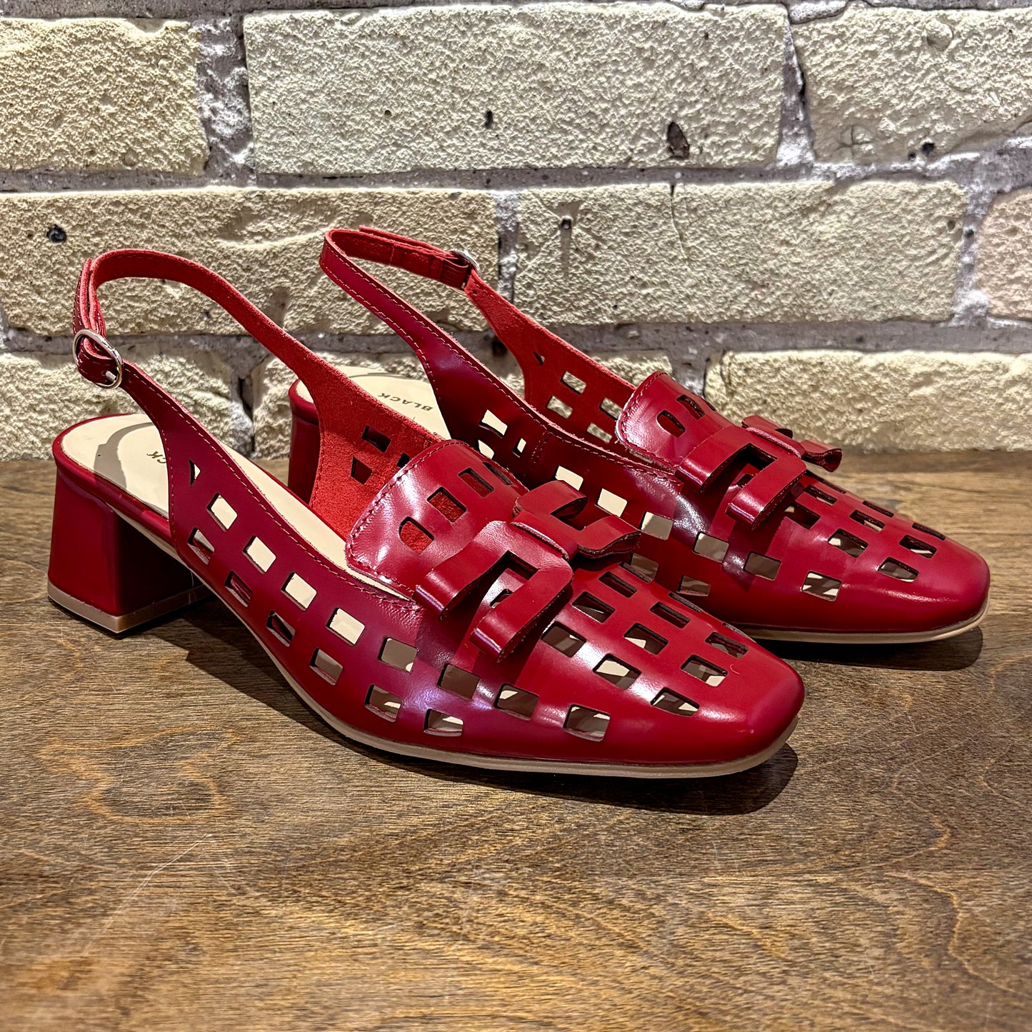 ALL BLACK CC Block Pump Red - shoostore