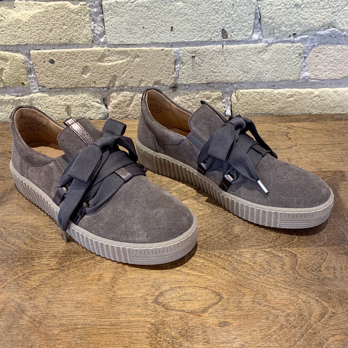 Gabor 73.333.18 Bow Sneaker Mocha