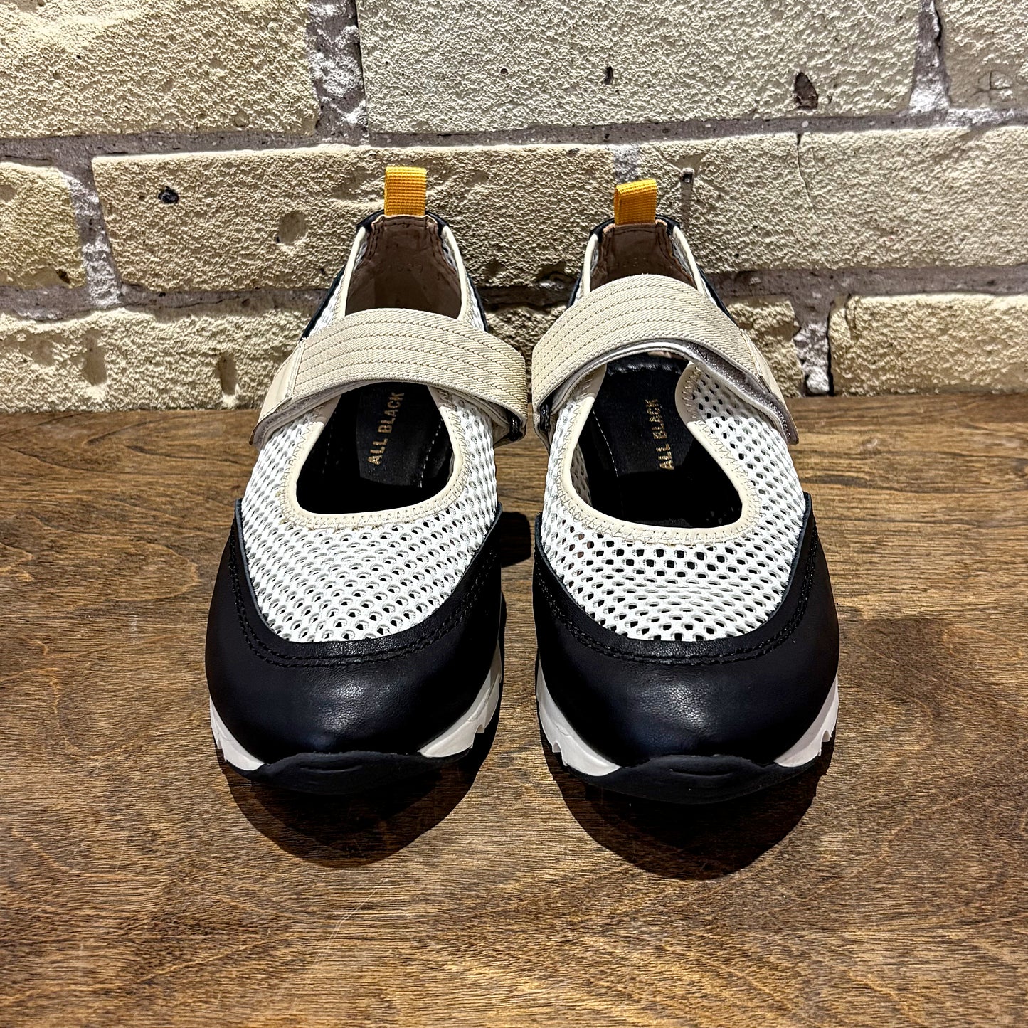 ALL BLACK MJ Mesh Sneak Beige