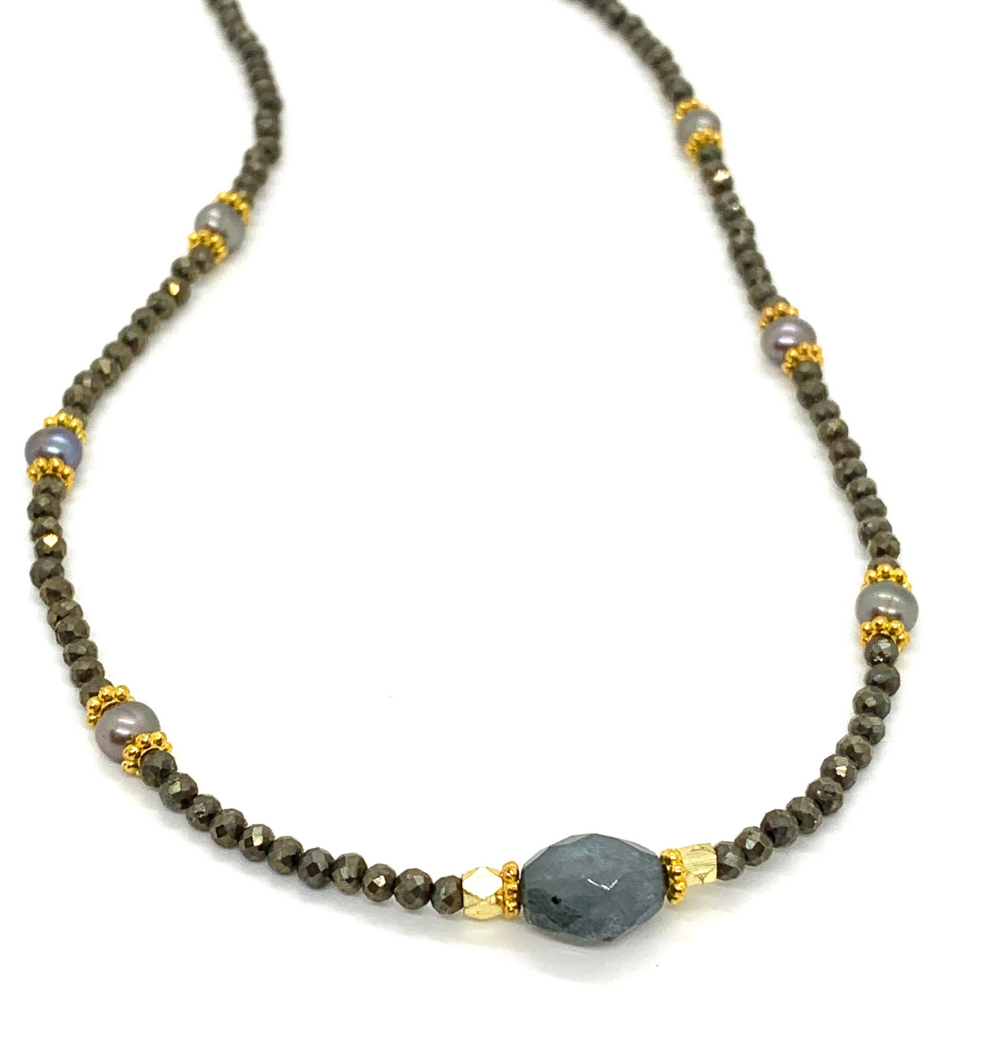 Avaasi Necklace N 2757