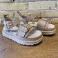 UGG Goldenstar Villa - shoostore