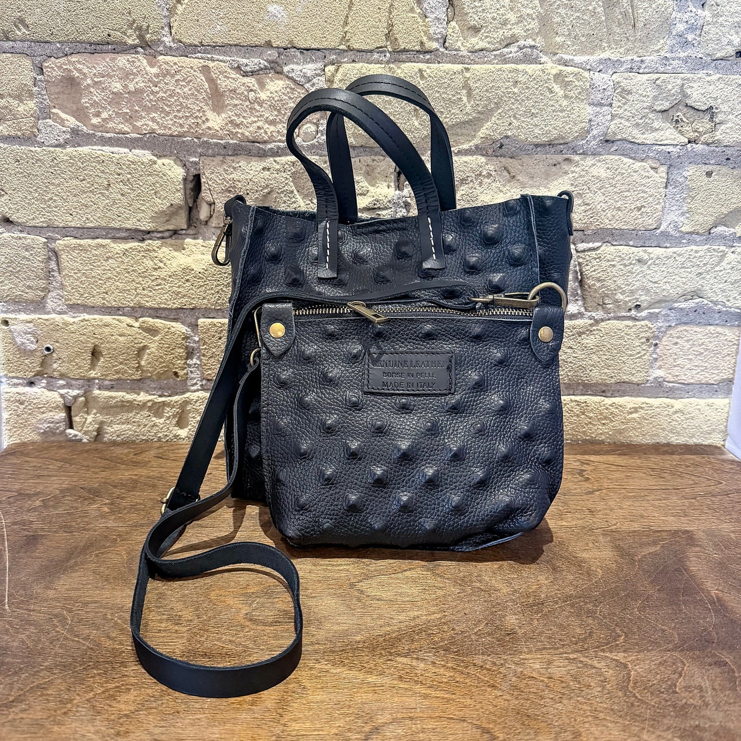 ALL BLACK Mini Pebble Black