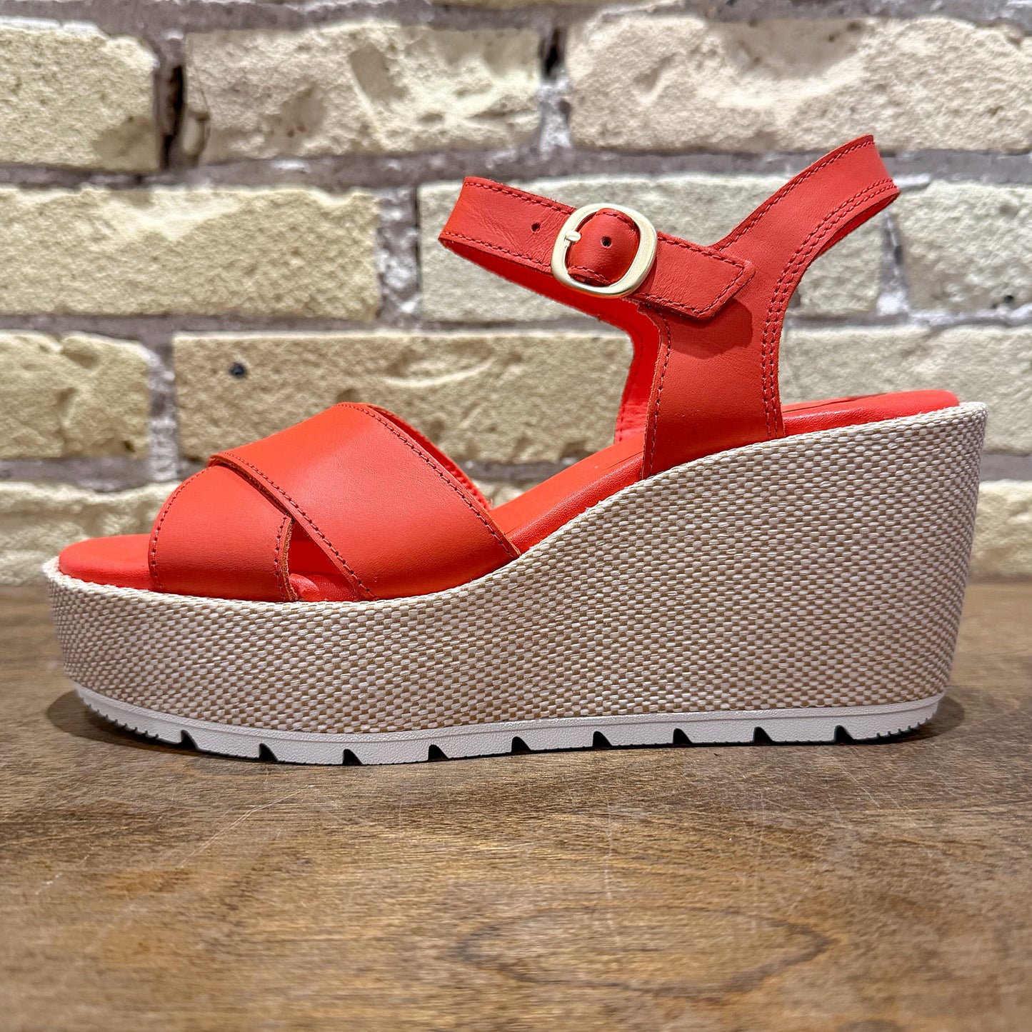 Sorel Sunpeak™ Wedge Ankle Strap Sandal - shoostore