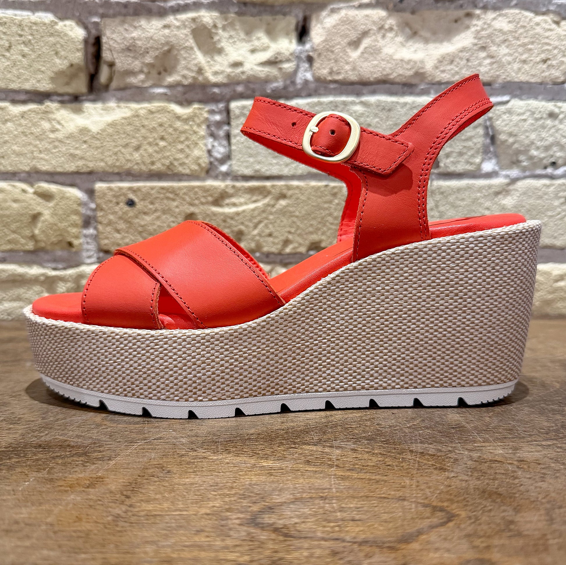 Sorel Sunpeak™ Wedge Ankle Strap Sandal - shoostore