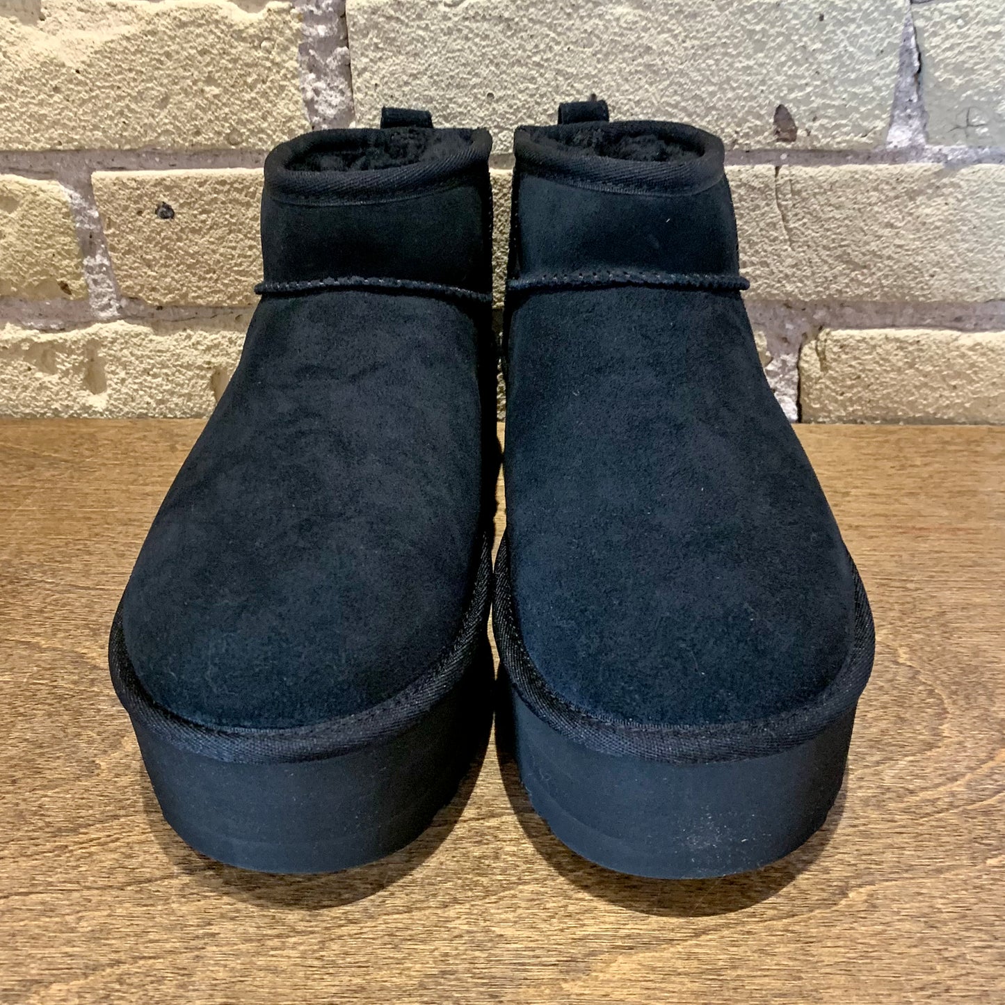 UGG Women's Classic Ultra Mini Platform