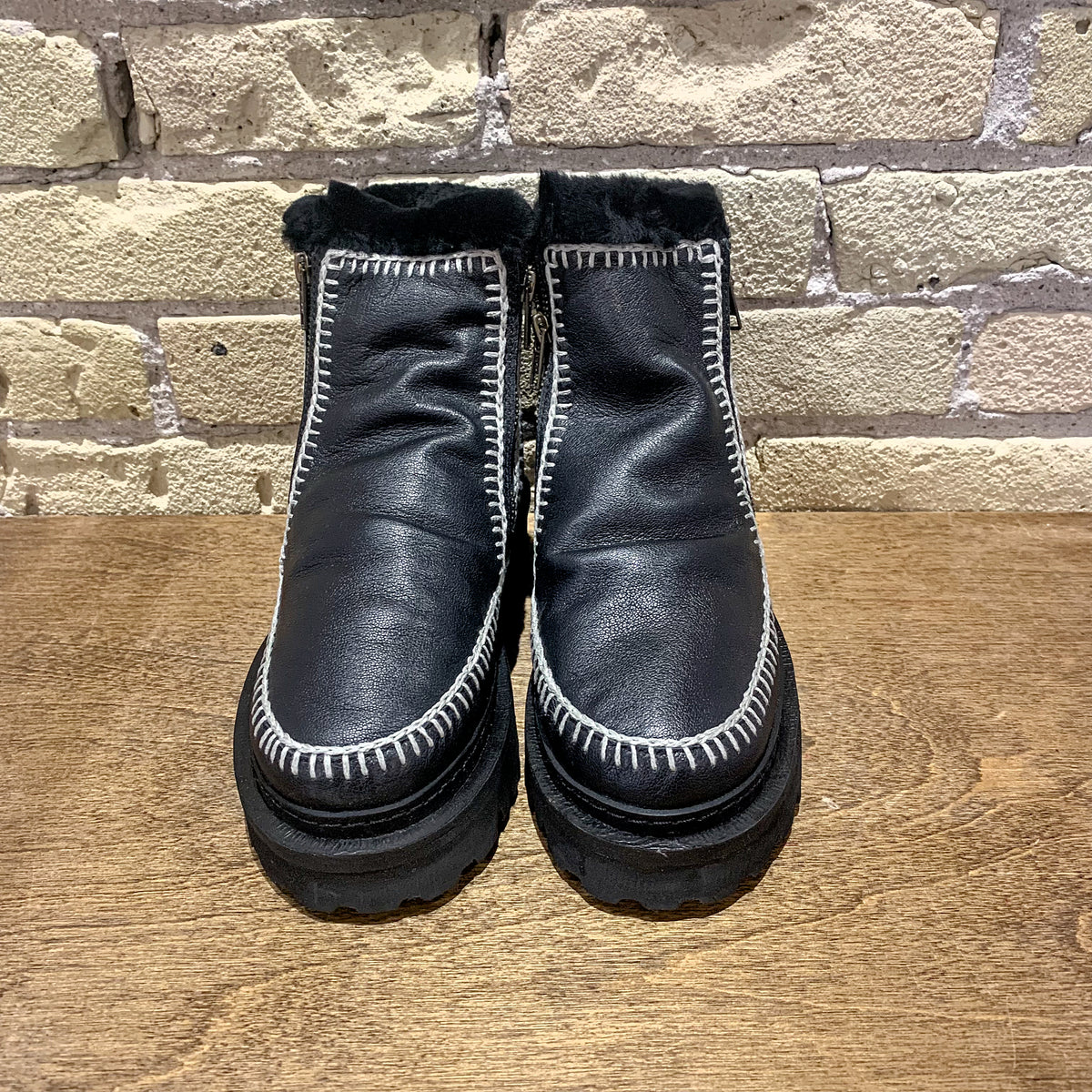 Laidback London Setsu 3.0 Black Leather Light Grey