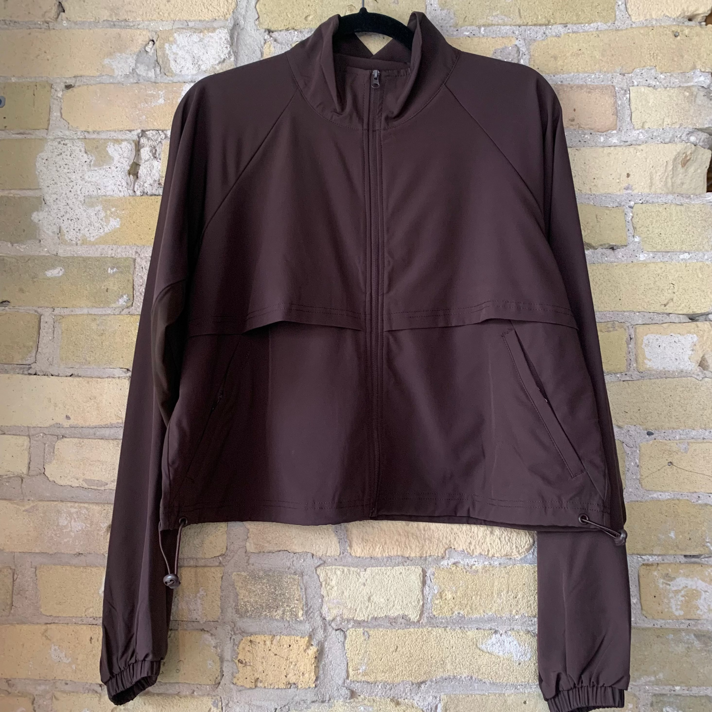 Mono B Swift Move Windbreaker