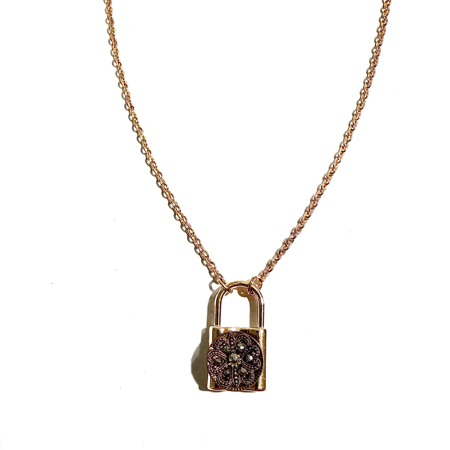 JMVAC Necklace - shoostore