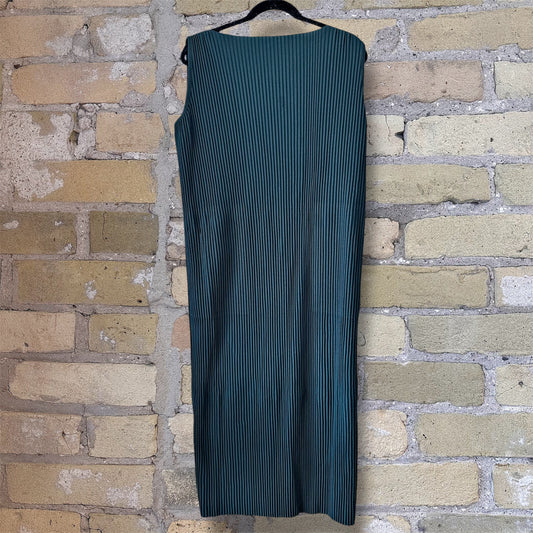 Grade & Gather Pleated Midi Dress