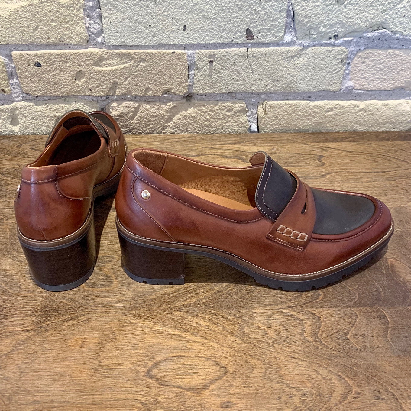 Pikolinos W7H-3873C2 Llanes Loafer Cognac