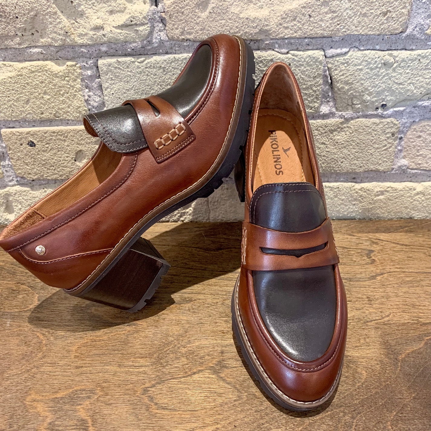 Pikolinos W7H-3873C2 Llanes Loafer Cognac