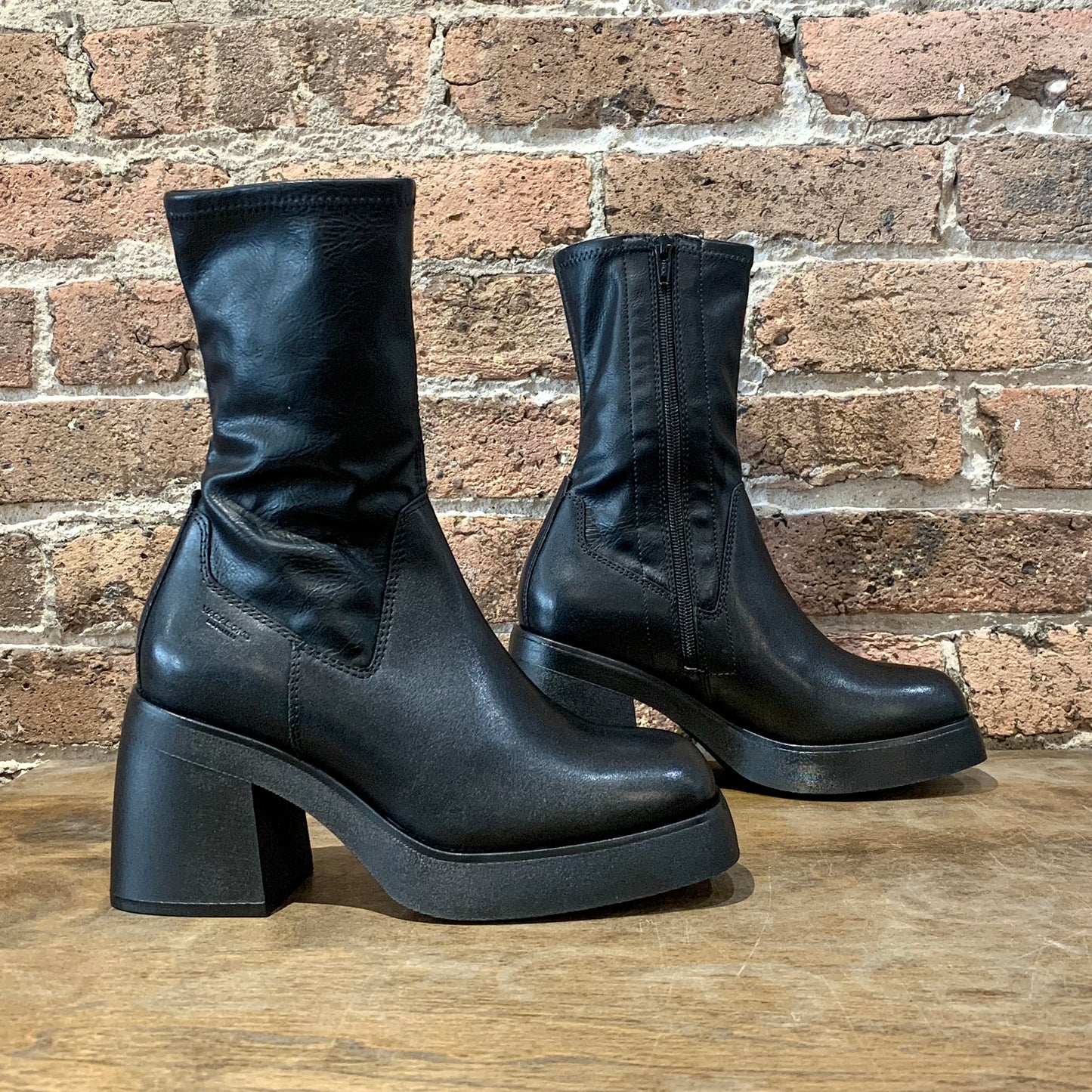 Vagabond Brooke Mid-Rise Stretch Boot