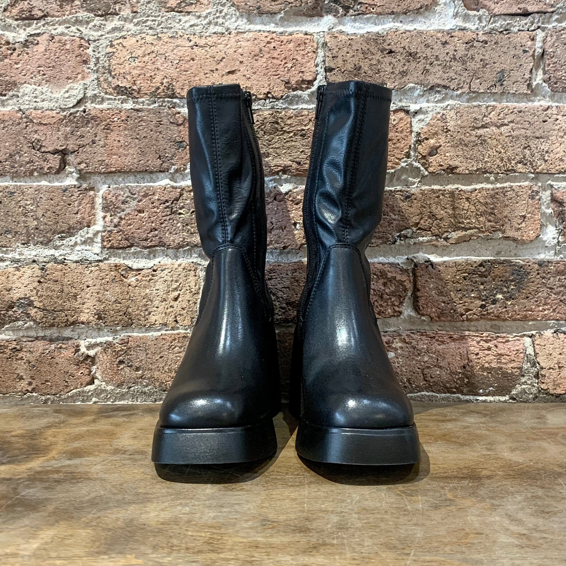 Mid rise black boots sale