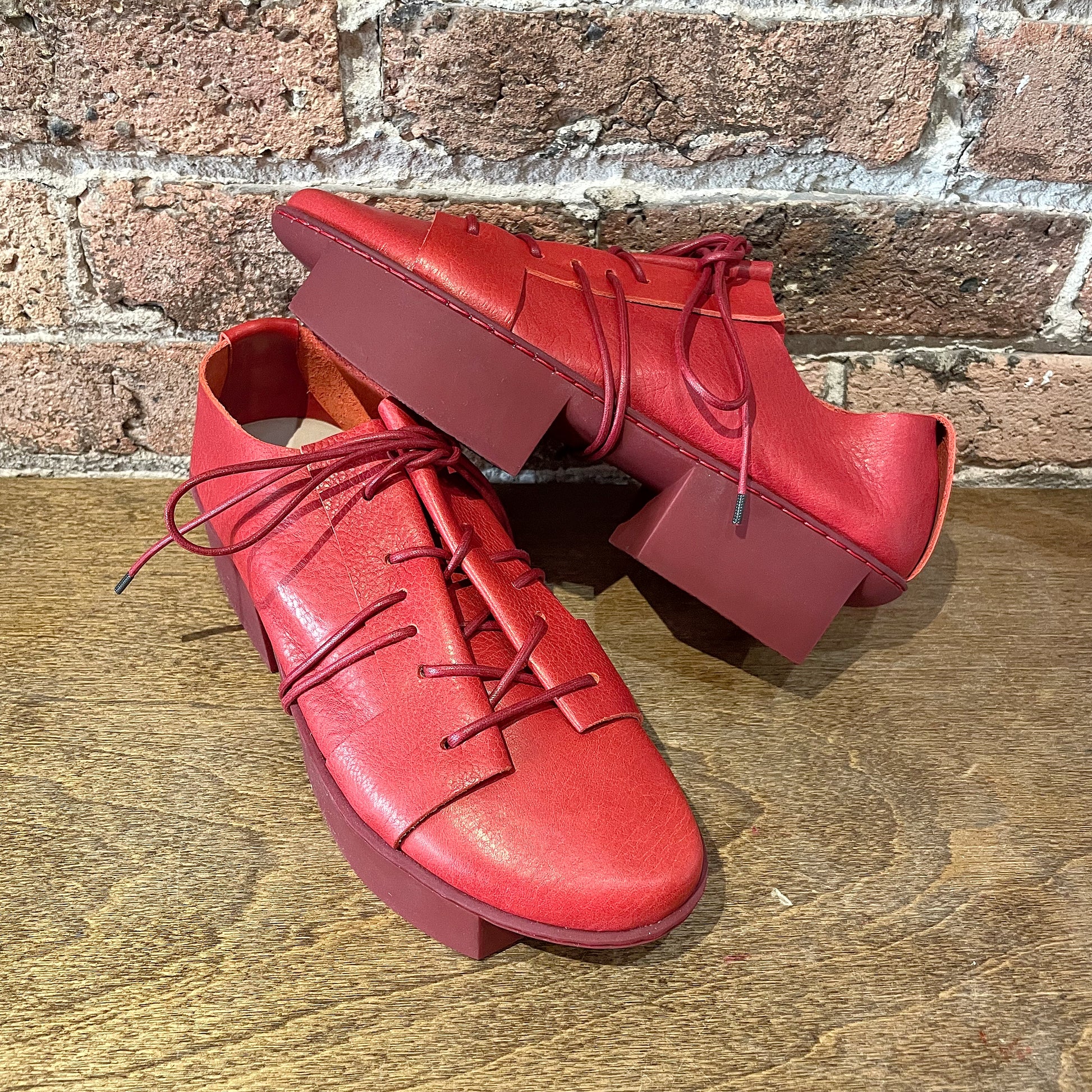 Trippen Escape women's red leather shoes